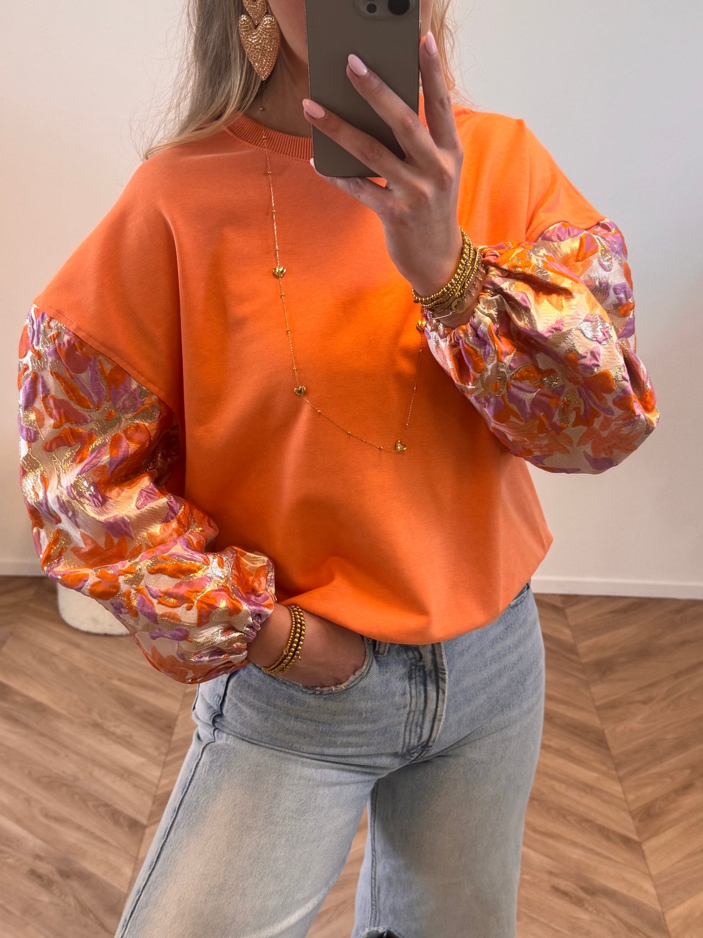 Nova Trui Oranje