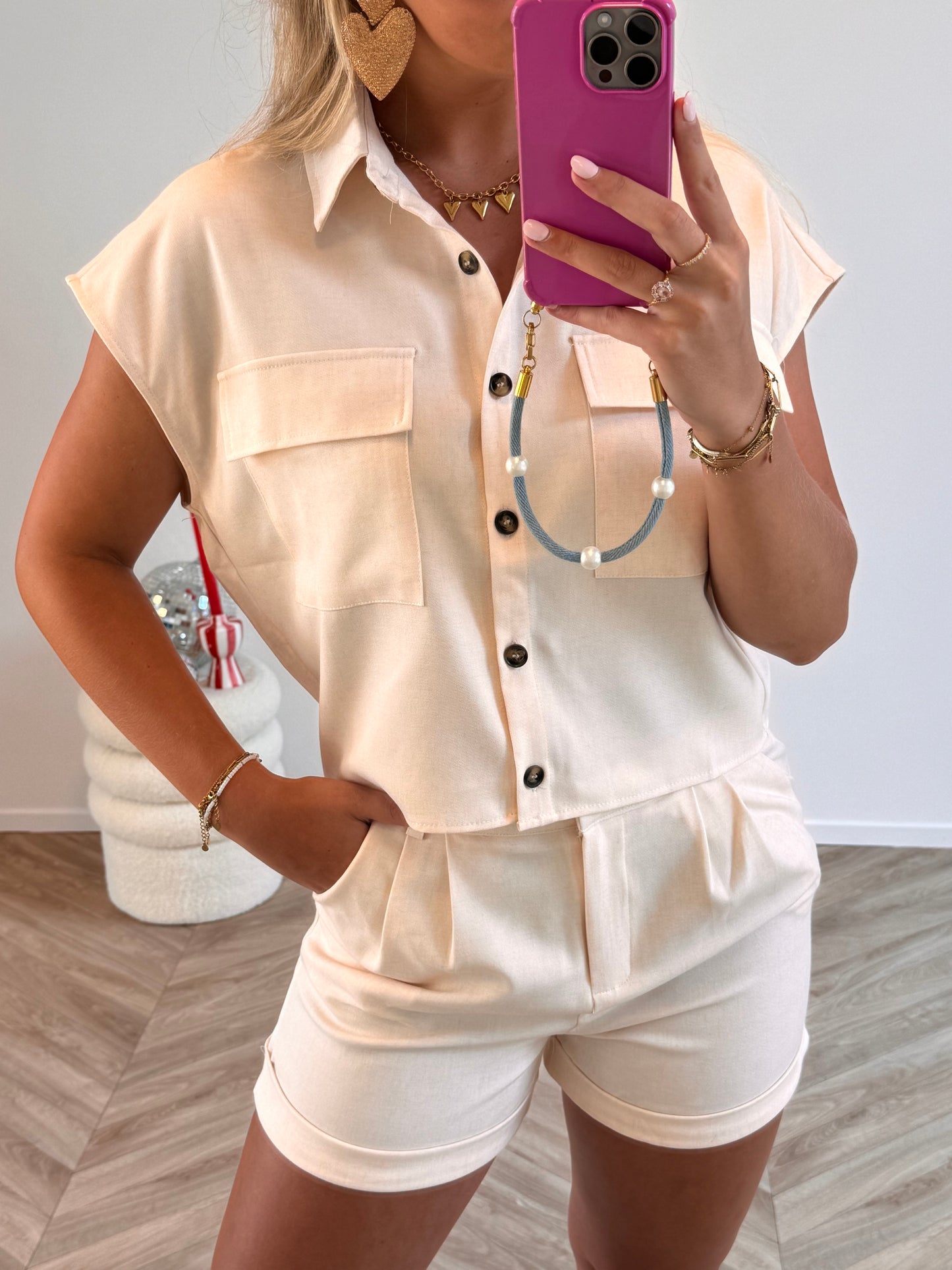 Sarah Set