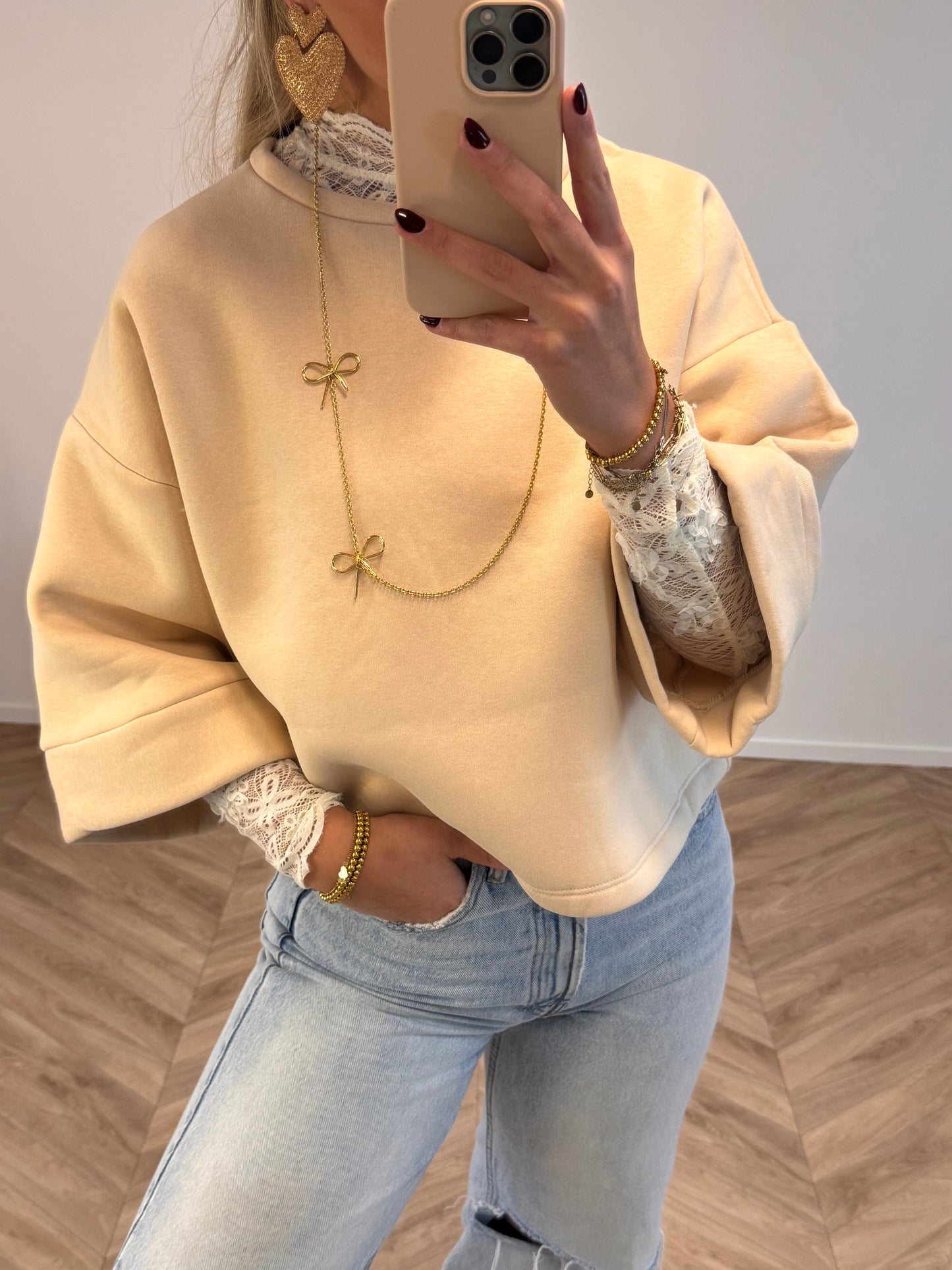 Emily Trui Beige