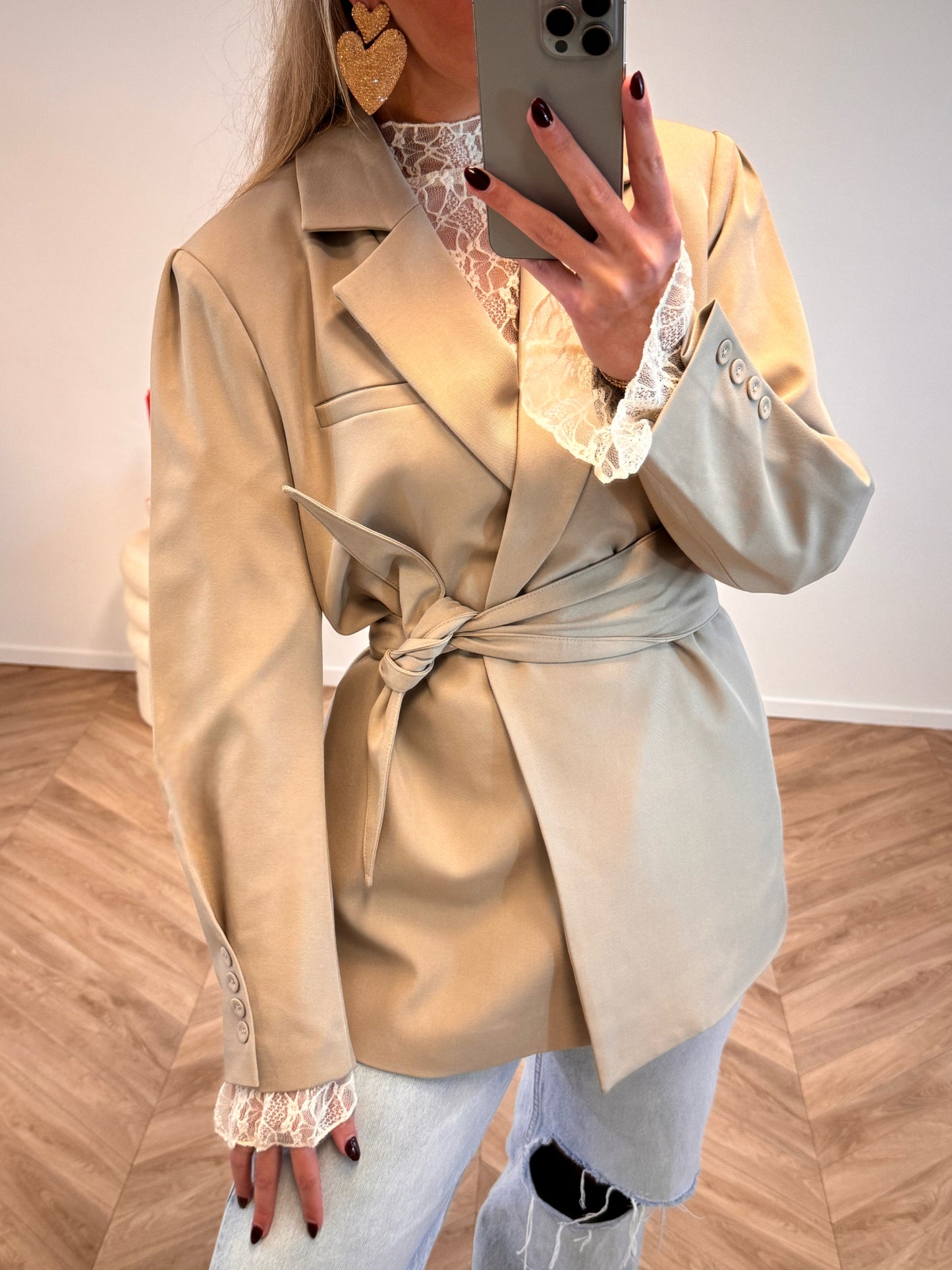 Loua Belt Blazer