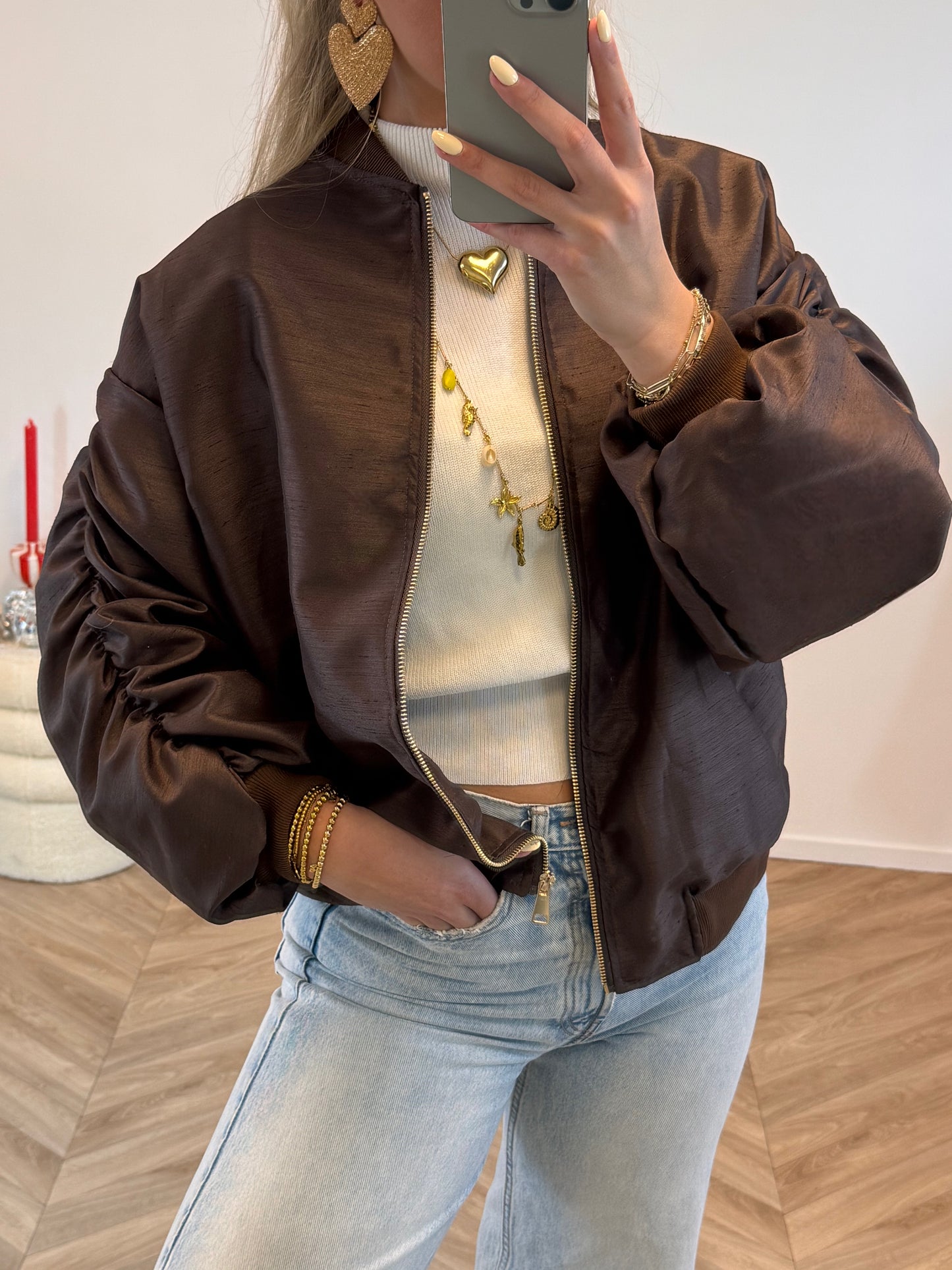 Livia Bomber - Bruin PRE ORDER