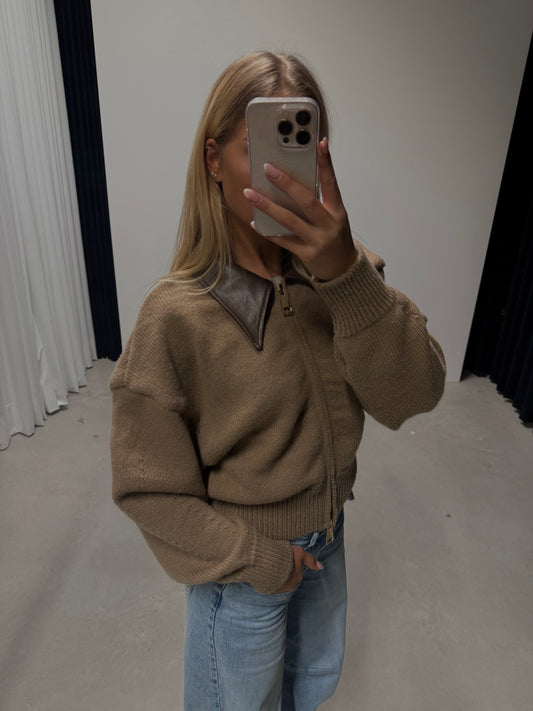 Mae Zipper Knit Lichtbruin/Beige