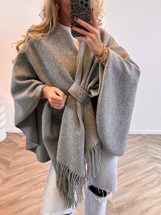 Lola Strik Poncho Grijs
