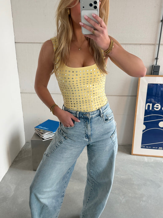 Studs Body Geel PRE ORDER