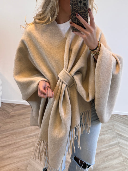 Lola Strik Poncho Beige